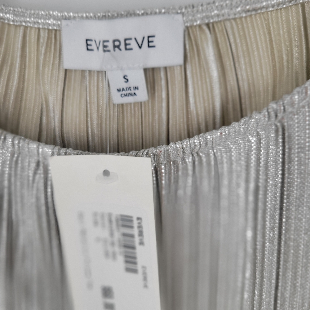 Evereve mia plisse top ribbed pleated silver cap sleeve Size S New - Picture 3 of 6